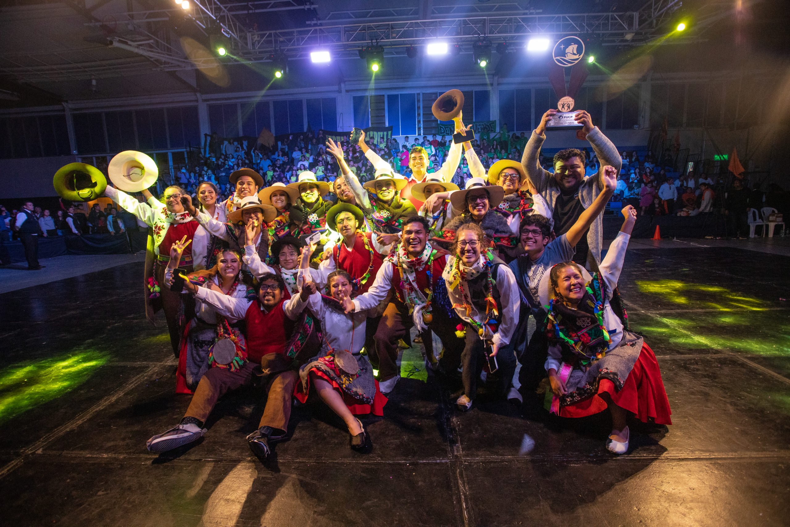 NOCHE CULTURAL-2023-241