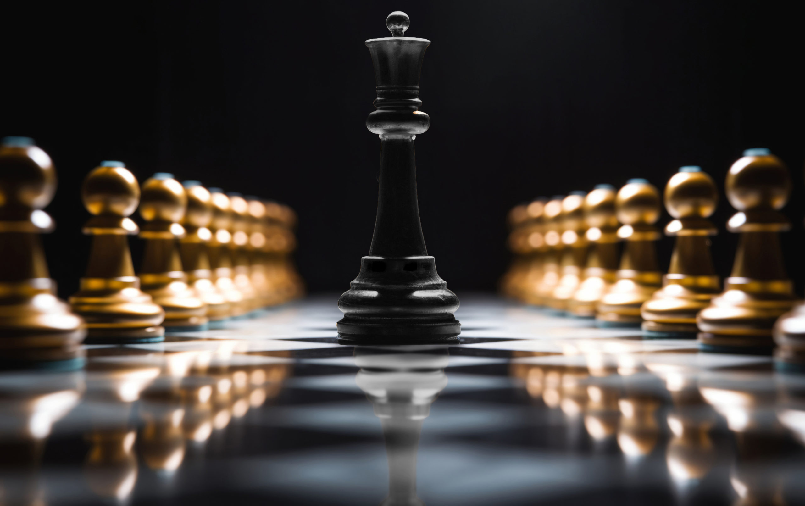 surtido-lujosas-piezas-ajedrez