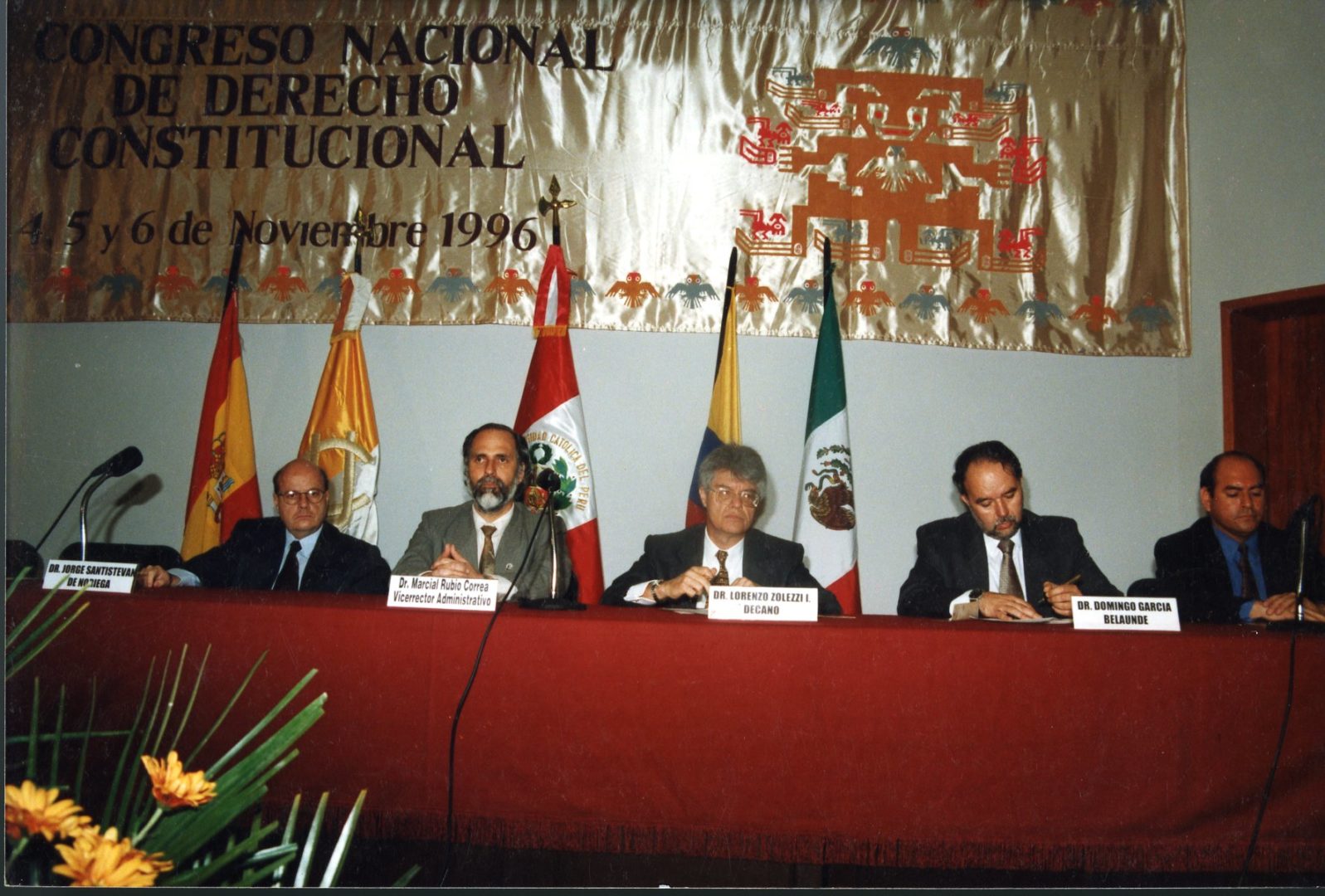 299. Congreso de Derecho Constitucional