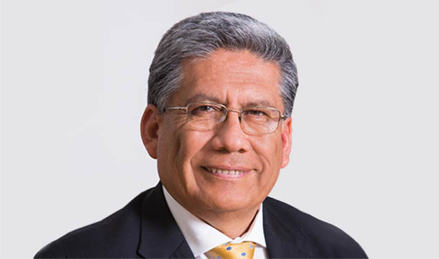César Butrón Fernández , de Perú