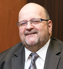 Jesús Roberto Tamayo Pacheco , de Perú