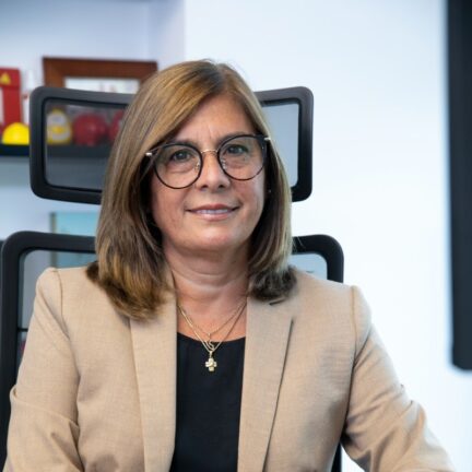 María Julia Aybar Solís, de Perú