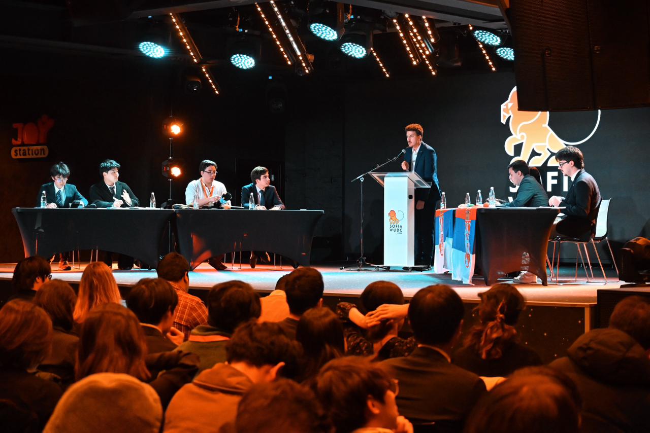 Foto 3 WUDC PUCP – Nota