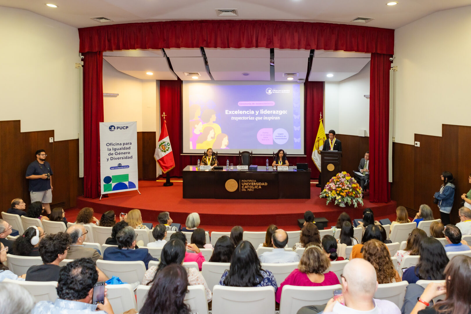 Experiencia y Liderazgo- Trayectorias que inspiran 058